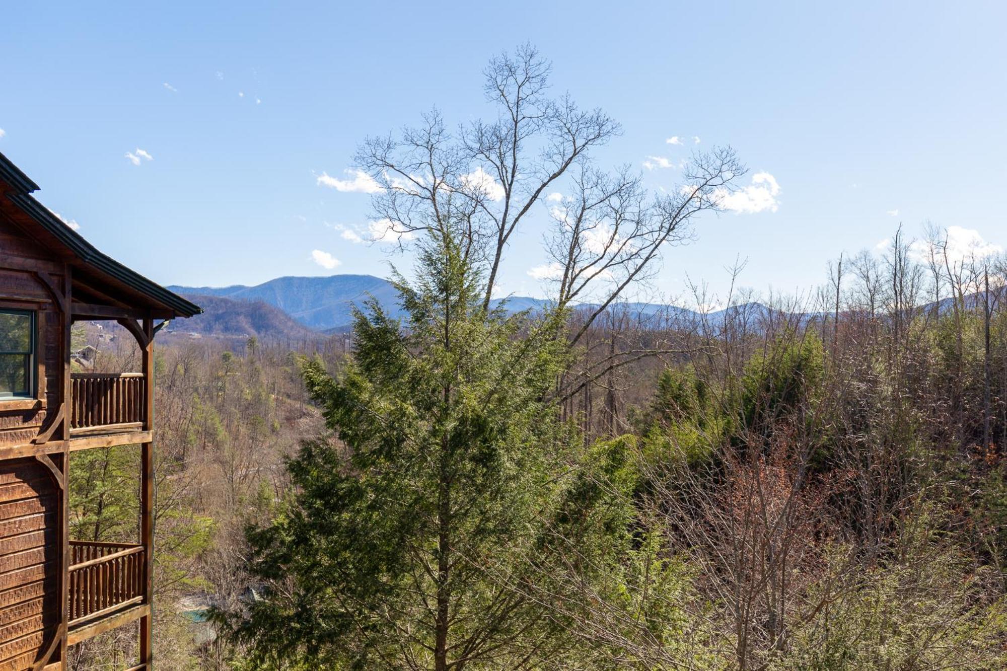 The Great Escape Ii, 5 Bedrooms, Sleeps 17, Game Room, Pool Access, Theater Gatlinburg Zewnętrze zdjęcie
