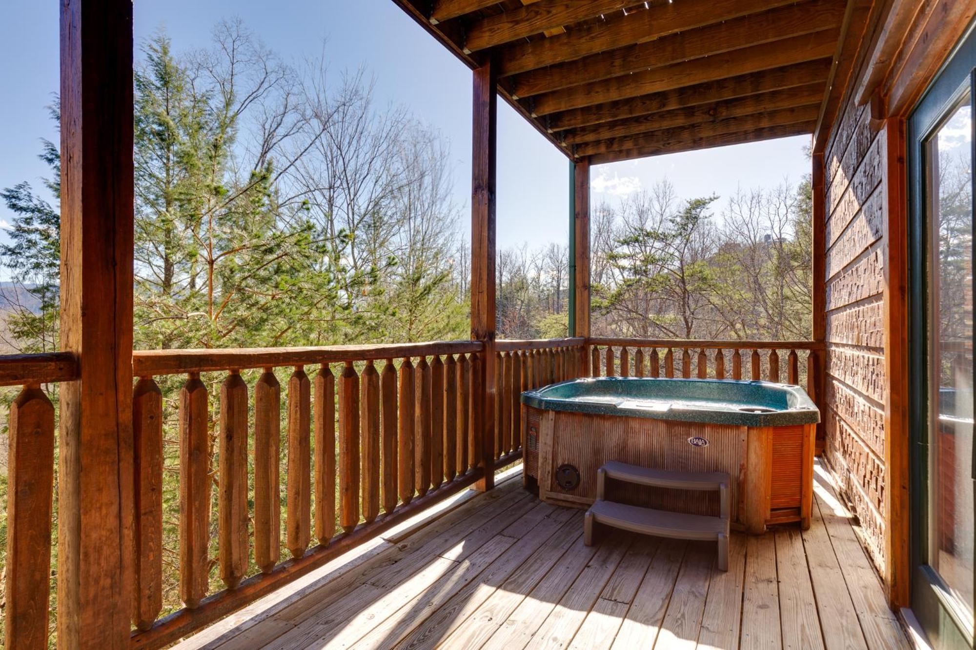 The Great Escape Ii, 5 Bedrooms, Sleeps 17, Game Room, Pool Access, Theater Gatlinburg Zewnętrze zdjęcie