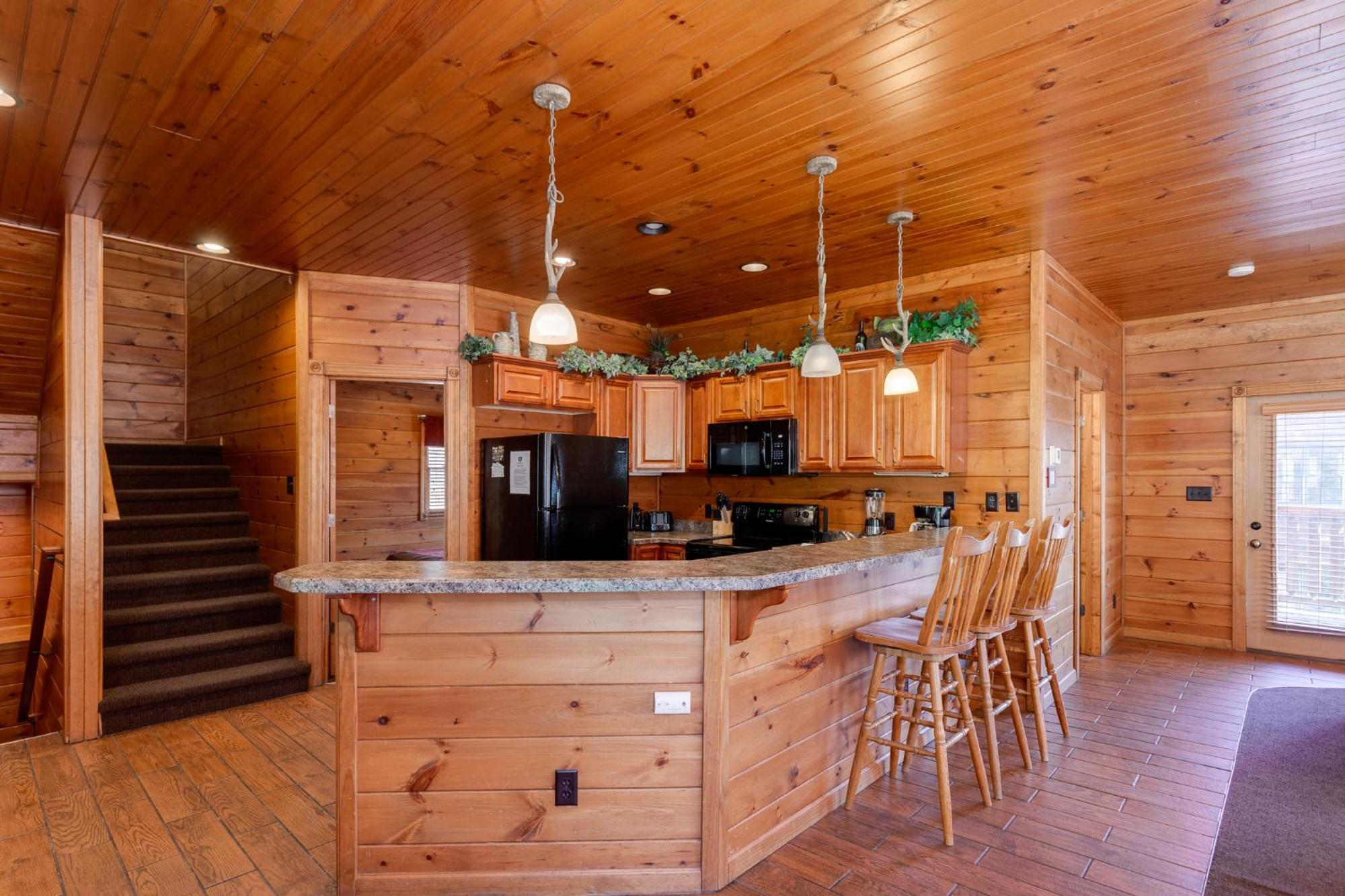 The Great Escape Ii, 5 Bedrooms, Sleeps 17, Game Room, Pool Access, Theater Gatlinburg Zewnętrze zdjęcie