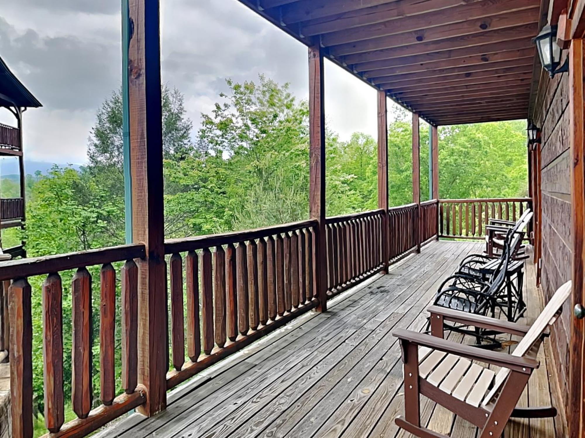 The Great Escape Ii, 5 Bedrooms, Sleeps 17, Game Room, Pool Access, Theater Gatlinburg Zewnętrze zdjęcie