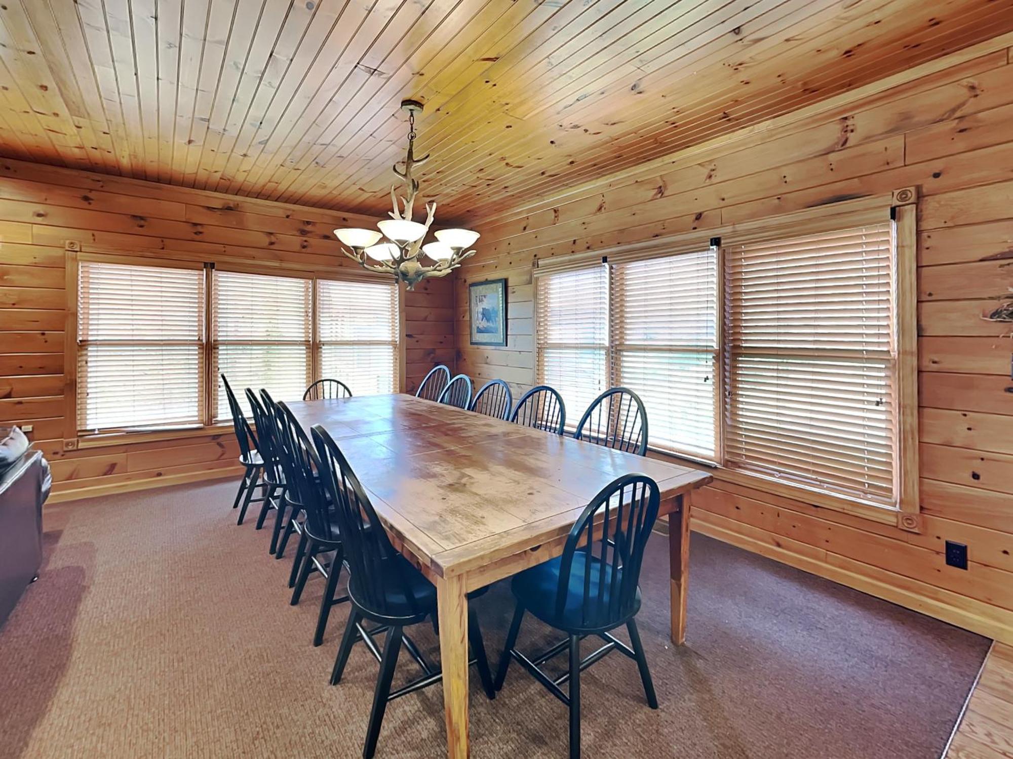 The Great Escape Ii, 5 Bedrooms, Sleeps 17, Game Room, Pool Access, Theater Gatlinburg Zewnętrze zdjęcie