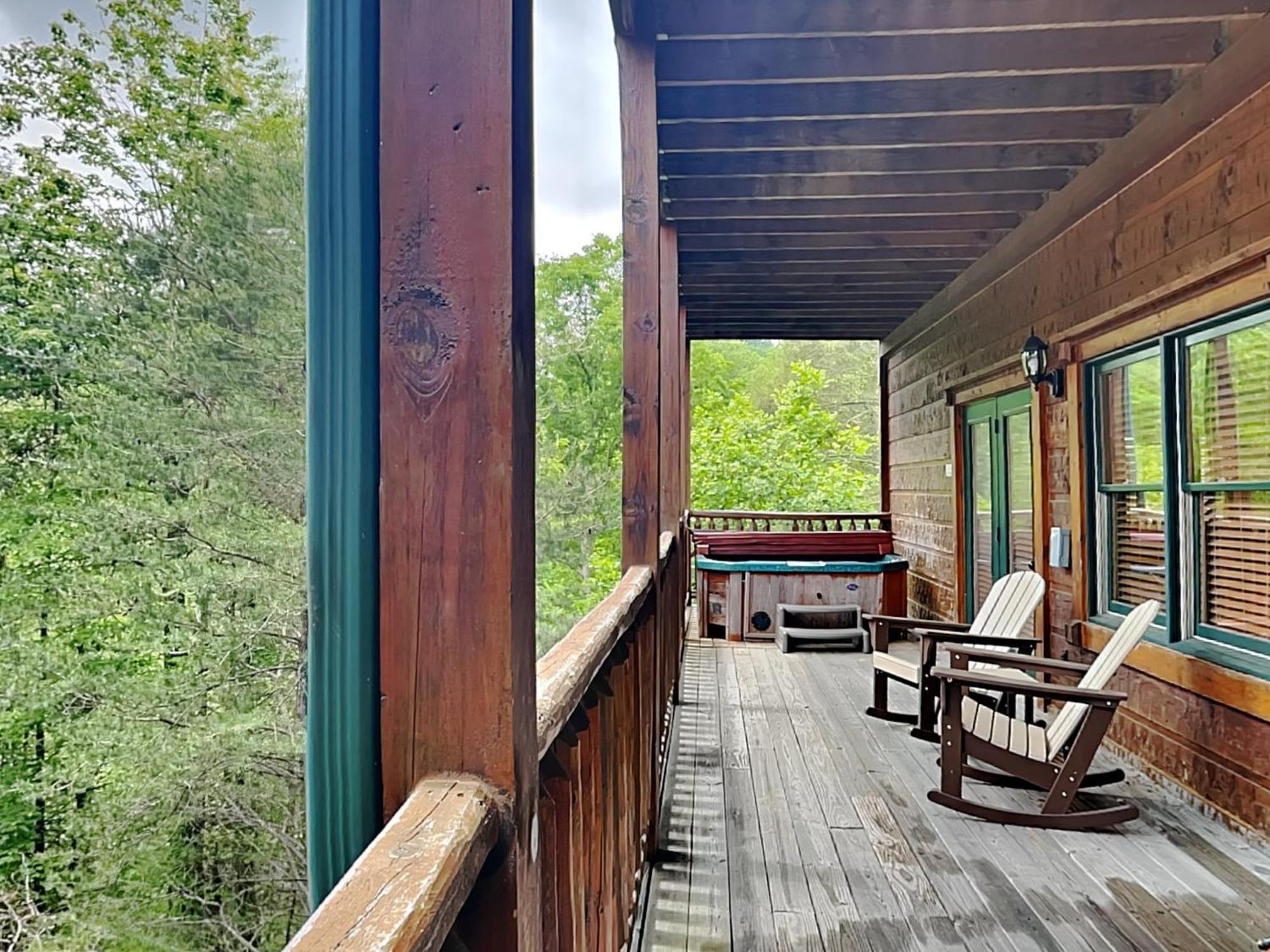 The Great Escape Ii, 5 Bedrooms, Sleeps 17, Game Room, Pool Access, Theater Gatlinburg Zewnętrze zdjęcie