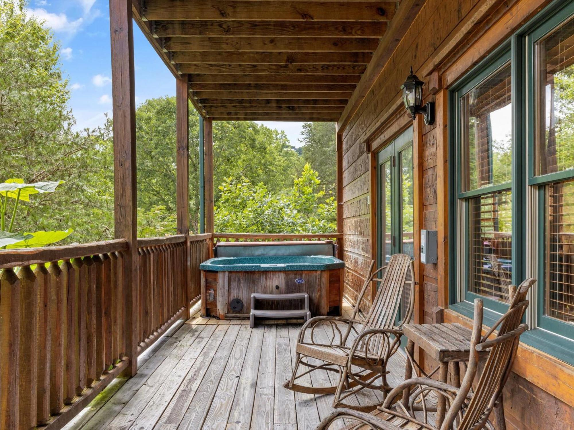 The Great Escape Ii, 5 Bedrooms, Sleeps 17, Game Room, Pool Access, Theater Gatlinburg Zewnętrze zdjęcie