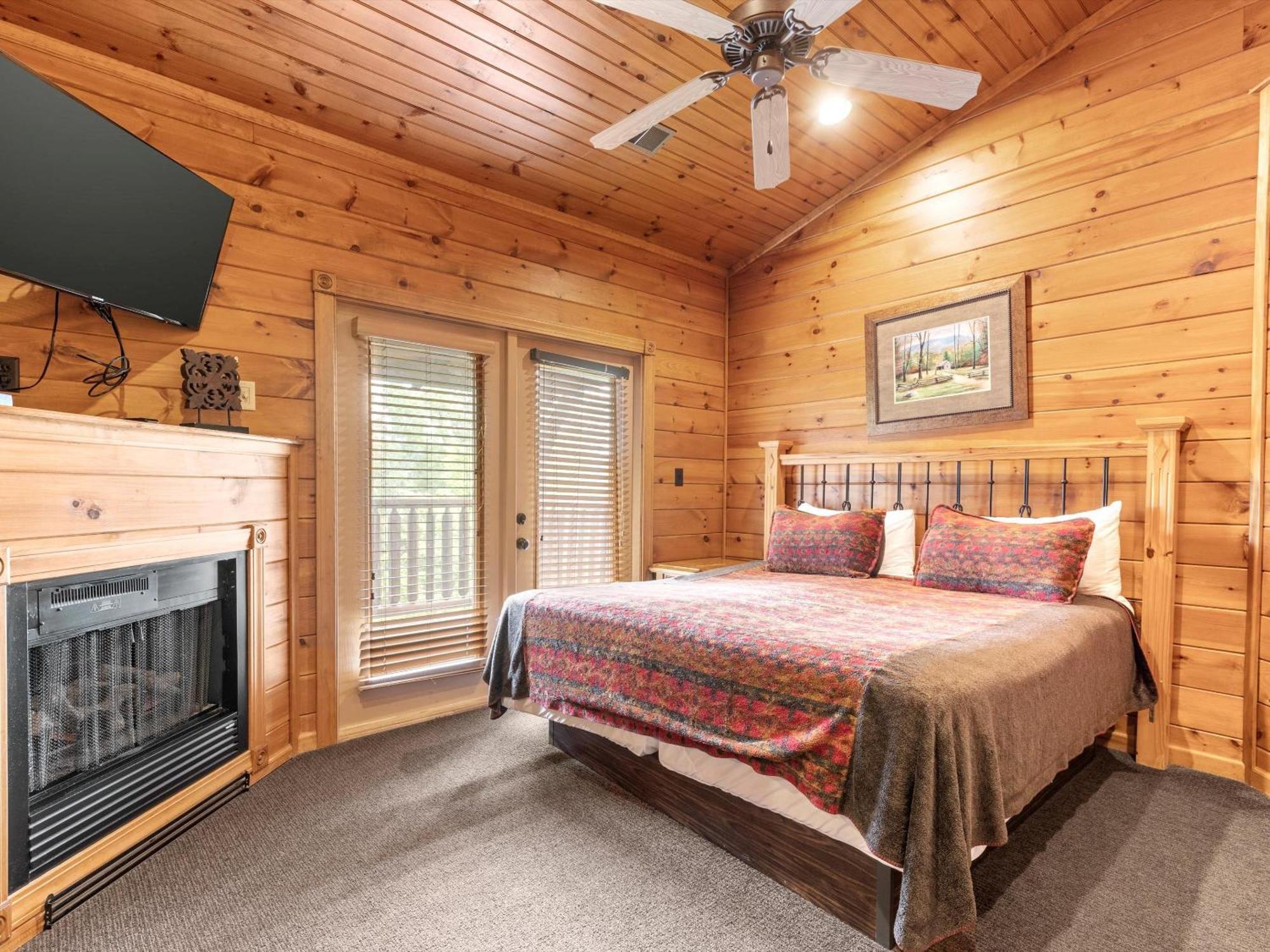 The Great Escape Ii, 5 Bedrooms, Sleeps 17, Game Room, Pool Access, Theater Gatlinburg Zewnętrze zdjęcie